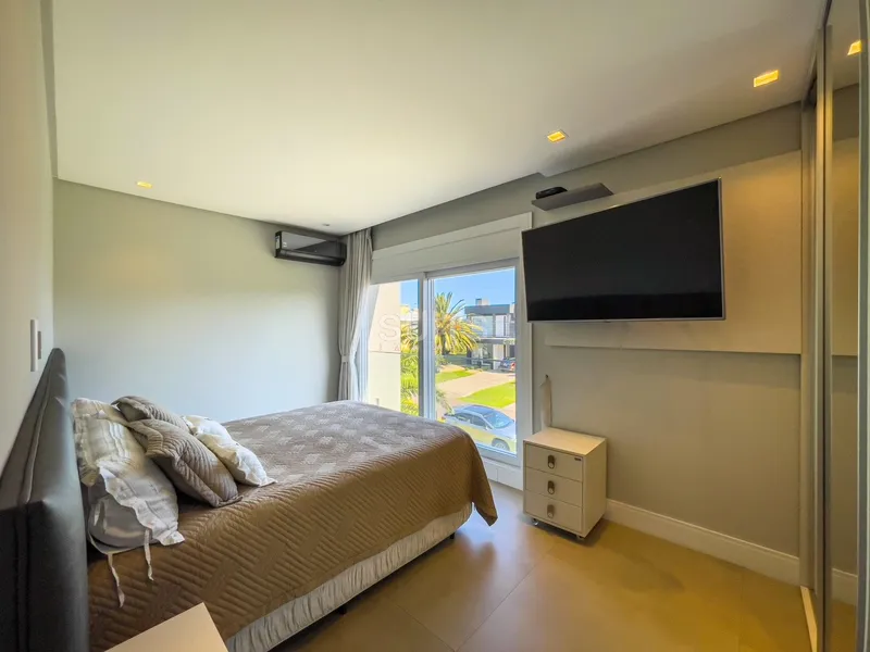 Excelente sobrado mobiliado e decorado no condomínio Enseada: 25ª foto da galeria de imagens do imóvel