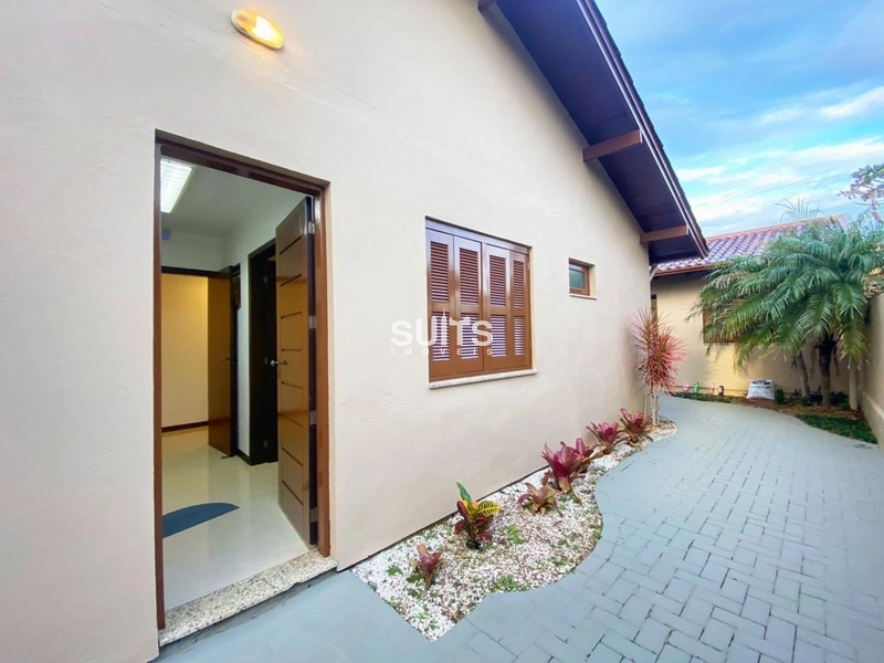 Excelente casa à 03 quadras do mar no centro de Xangri-Lá: 25ª foto da galeria de imagens do imóvel