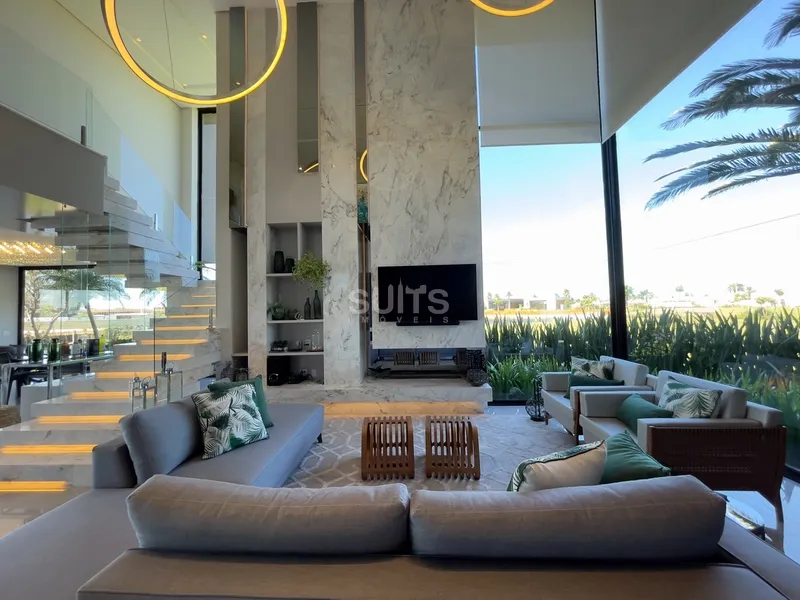 Mansão de design único beira-lago no Condomínio Sense: 5ª foto da galeria de imagens do imóvel