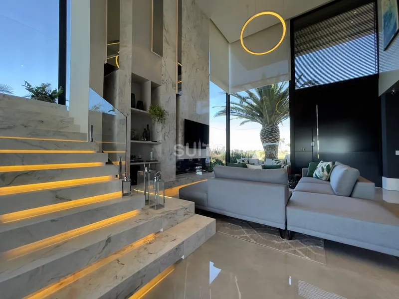 Mansão de design único beira-lago no Condomínio Sense: 6ª foto da galeria de imagens do imóvel