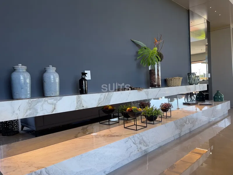 Mansão de design único beira-lago no Condomínio Sense: 3ª foto da galeria de imagens do imóvel