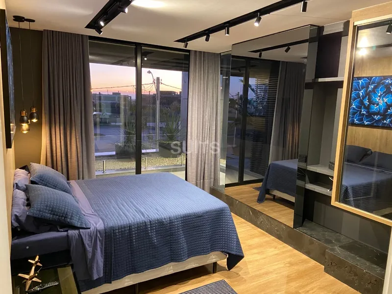 Mansão de design único beira-lago no Condomínio Sense: 35ª foto da galeria de imagens do imóvel