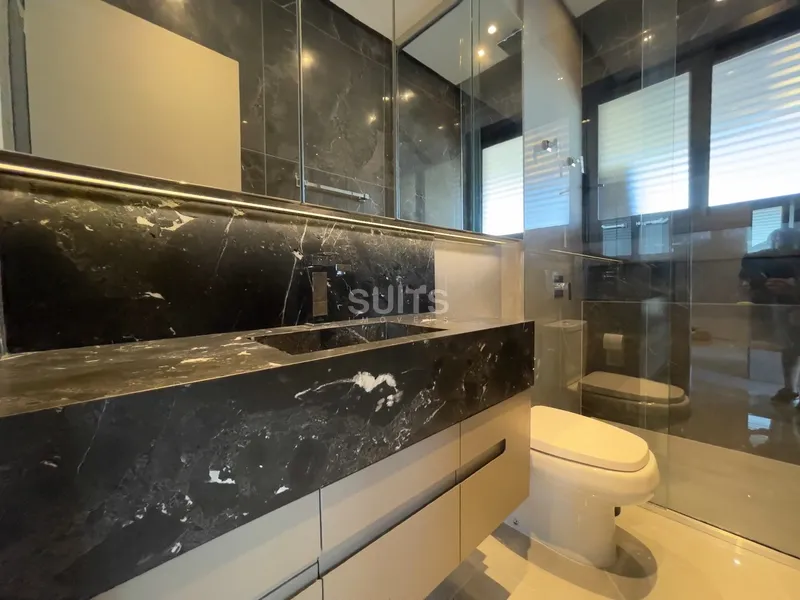 Mansão de design único beira-lago no Condomínio Sense: 14ª foto da galeria de imagens do imóvel