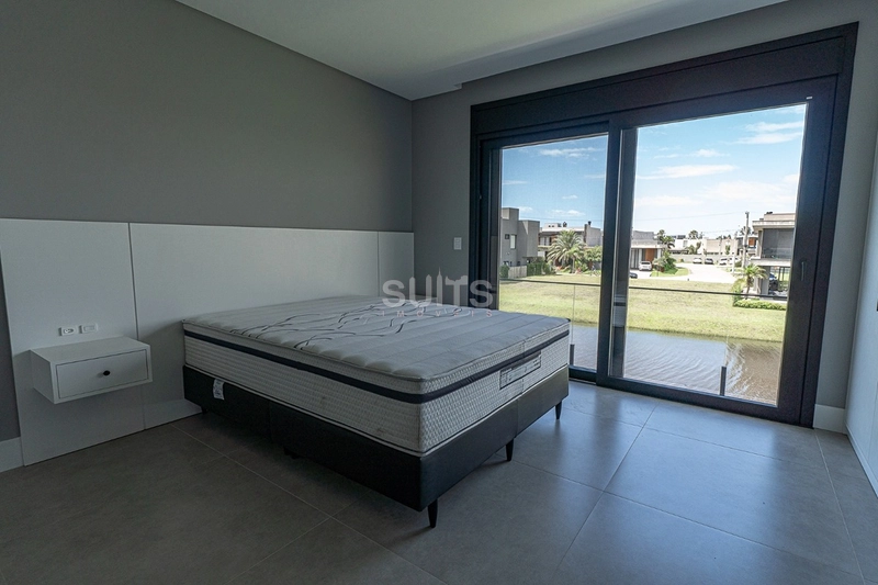 Excelente sobrado beira do lago no condomínio Sunset: 27ª foto da galeria de imagens do imóvel