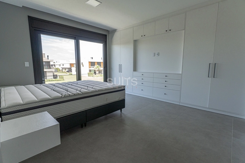 Excelente sobrado beira do lago no condomínio Sunset: 25ª foto da galeria de imagens do imóvel