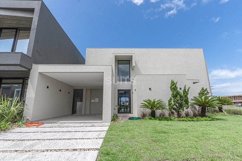 Excelente sobrado beira do lago no condomínio Sunset: 1ª foto da galeria de imagens do imóvel