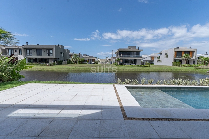 Excelente sobrado beira do lago no condomínio Sunset: 5ª foto da galeria de imagens do imóvel