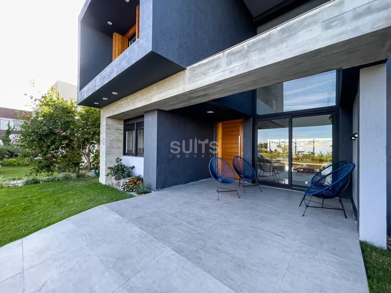 Belíssimo sobrado com vista para o lago no condomínio Las Palmas: 4ª foto da galeria de imagens do imóvel