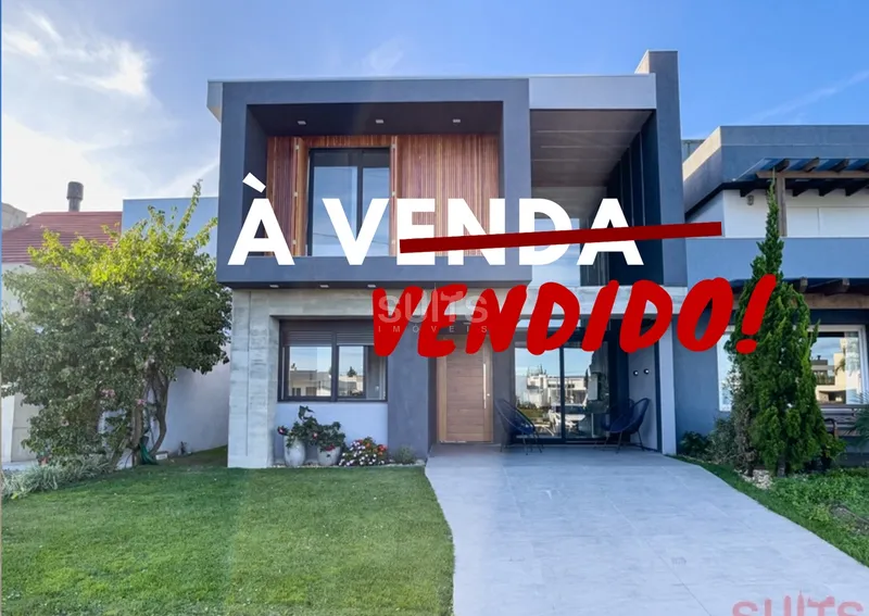 Belíssimo sobrado com vista para o lago no condomínio Las Palmas: 1ª foto da galeria de imagens do imóvel