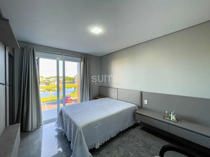 Belíssimo sobrado com vista para o lago no condomínio Las Palmas: 31ª foto da galeria de imagens do imóvel