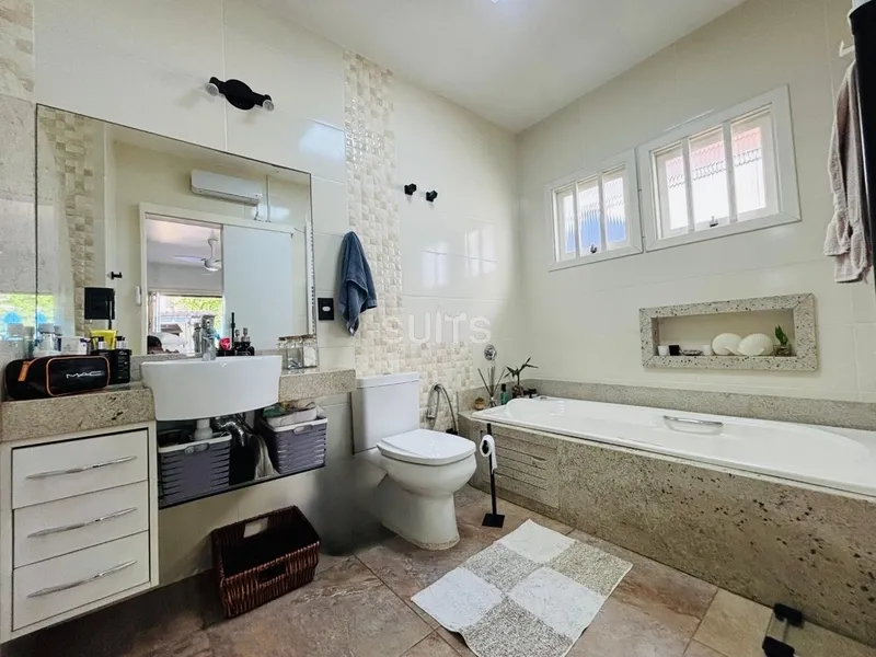 Excelente casa a venda no centro de Xangri-lá: 39ª foto da galeria de imagens do imóvel