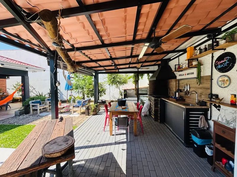 Excelente casa a venda no centro de Xangri-lá: 46ª foto da galeria de imagens do imóvel