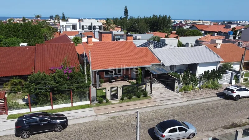 Excelente casa a venda no centro de Xangri-lá: 5ª foto da galeria de imagens do imóvel