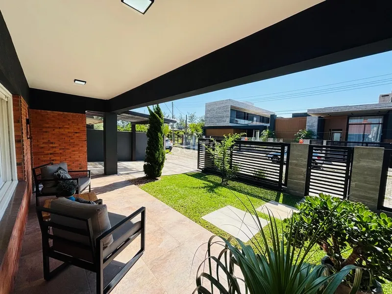 Excelente casa a venda no centro de Xangri-lá: 13ª foto da galeria de imagens do imóvel