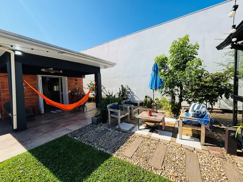 Excelente casa a venda no centro de Xangri-lá: 27ª foto da galeria de imagens do imóvel