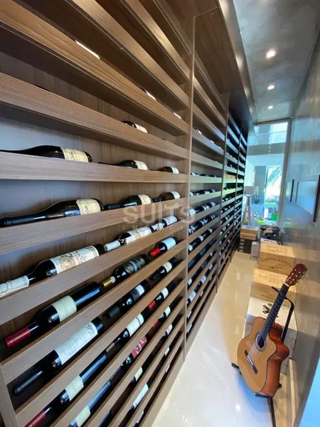 Belíssima mansão beira lago no condomínio Enseada: 15ª foto da galeria de imagens do imóvel