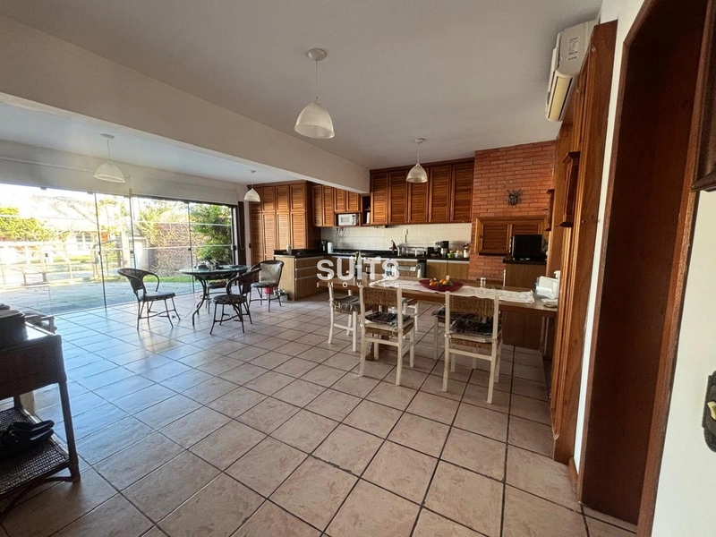 Ótimo sobrado em excelente localização na praia de Atlântida: 9ª foto da galeria de imagens do imóvel