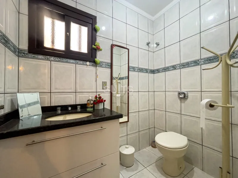 Excelente casa à venda no centro de Xangri-Lá: 12ª foto da galeria de imagens do imóvel
