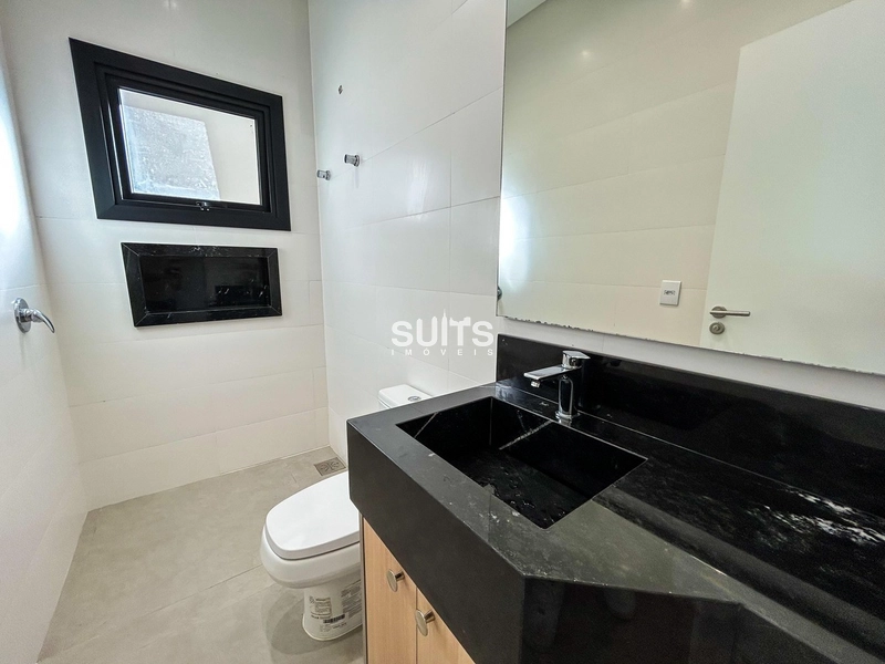 Lindo sobrado com 4 suítes e piscina, no condomínio SUNSET: 14ª foto da galeria de imagens do imóvel