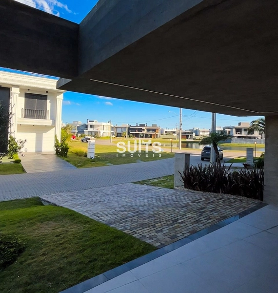 Lindo sobrado com 4 suítes e piscina, no condomínio SUNSET: 23ª foto da galeria de imagens do imóvel