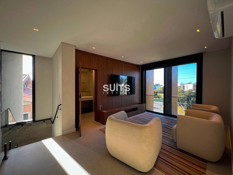 Sobrado novo com vista para a extensão do lago no Condomínio Enseada: 38ª foto da galeria de imagens do imóvel