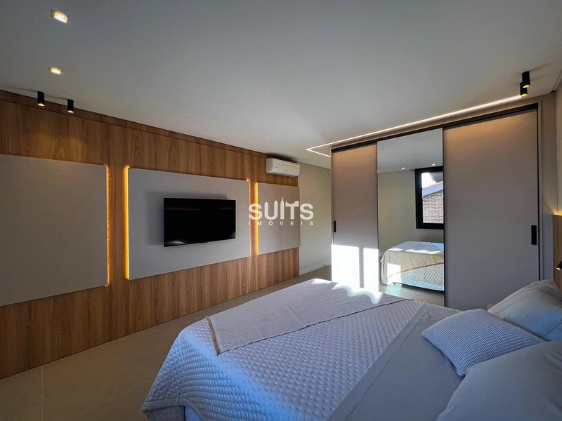 Sobrado novo com vista para a extensão do lago no Condomínio Enseada: 51ª foto da galeria de imagens do imóvel