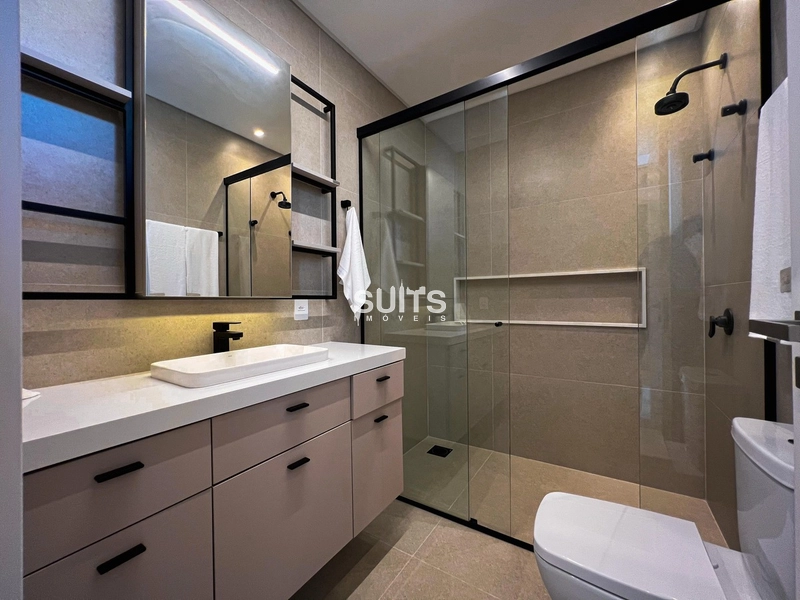 Sobrado novo com vista para a extensão do lago no Condomínio Enseada: 49ª foto da galeria de imagens do imóvel