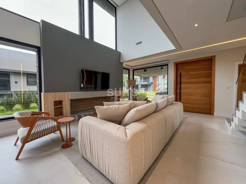 Incrível sobrado beira lago no condomínio Celebration: 8ª foto da galeria de imagens do imóvel