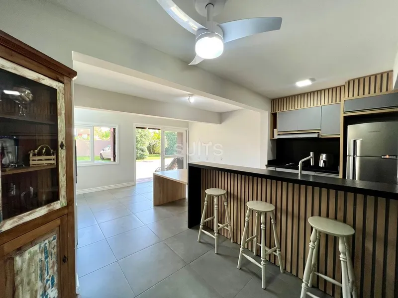 Excelente sobrado à 01 quadra do mar no Centro de Xangri-Lá: 7ª foto da galeria de imagens do imóvel