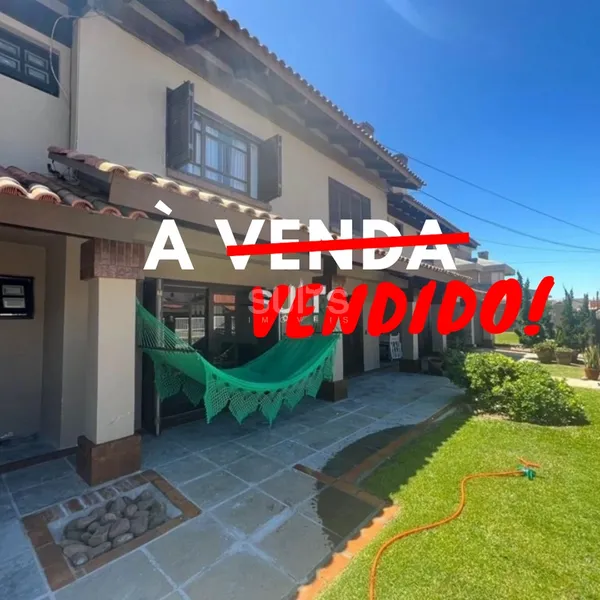 Excelente sobrado à 01 quadra do mar no Centro de Xangri-Lá: 1ª foto da galeria de imagens do imóvel