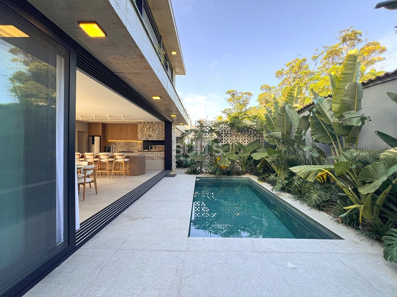 Excelente sobrado à venda no condomínio Porto Coronado em Atlântida: 22ª foto da galeria de imagens do imóvel