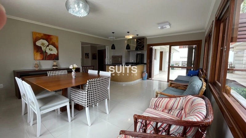 Excelente casa no centro de Xangri-lá: 6ª foto da galeria de imagens do imóvel