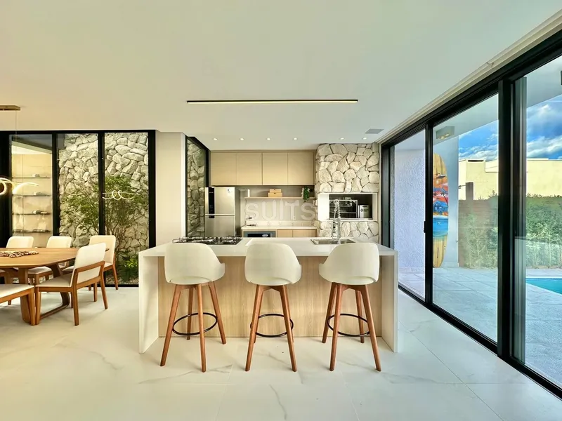 Excelente Sobrado à venda no condomínio Blue, no Centro de Xangri-lá!: 12ª foto da galeria de imagens do imóvel