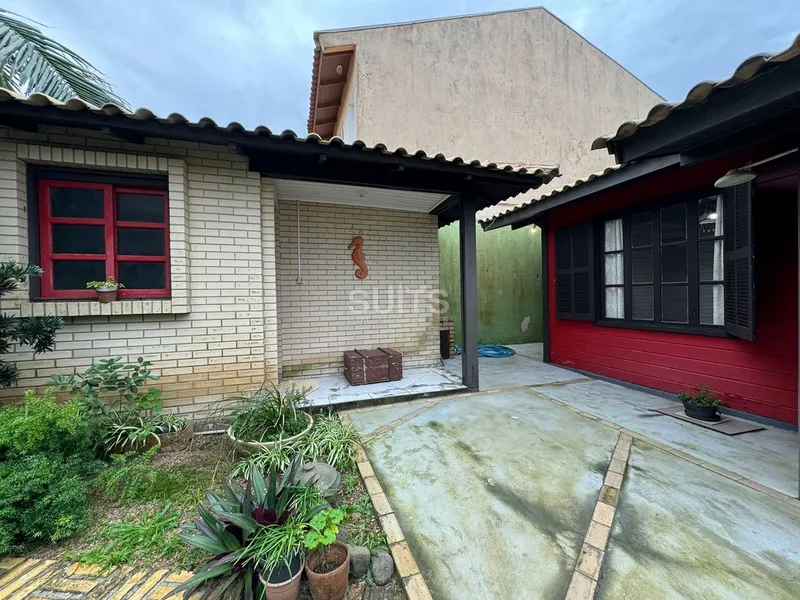 Casa térrea à venda, a uma quadra do mar!: 5ª foto da galeria de imagens do imóvel