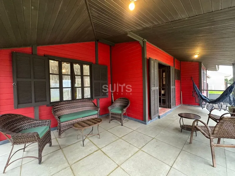 Casa térrea à venda, a uma quadra do mar!: 1ª foto da galeria de imagens do imóvel