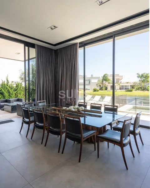 Incrível mansão as margens do lago no condomínio Enseada: 24ª foto da galeria de imagens do imóvel