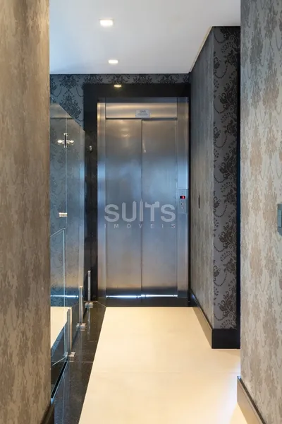 Incrível mansão as margens do lago no condomínio Enseada: 13ª foto da galeria de imagens do imóvel