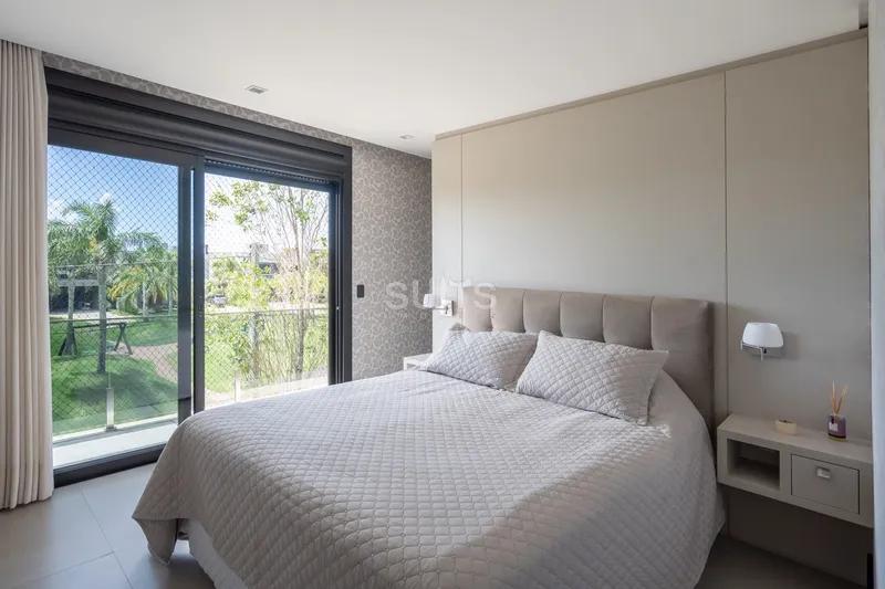 Incrível mansão as margens do lago no condomínio Enseada: 38ª foto da galeria de imagens do imóvel