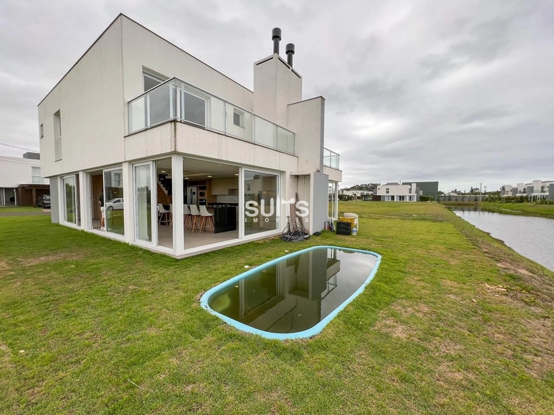 Excelente unidade à venda no condomínio One Atlântida: 3ª foto da galeria de imagens do imóvel