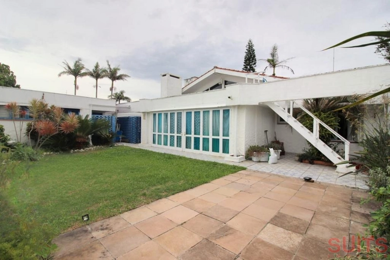 Excelente casa em Atlântida estilo Mediterrâneo: 3ª foto da galeria de imagens do imóvel