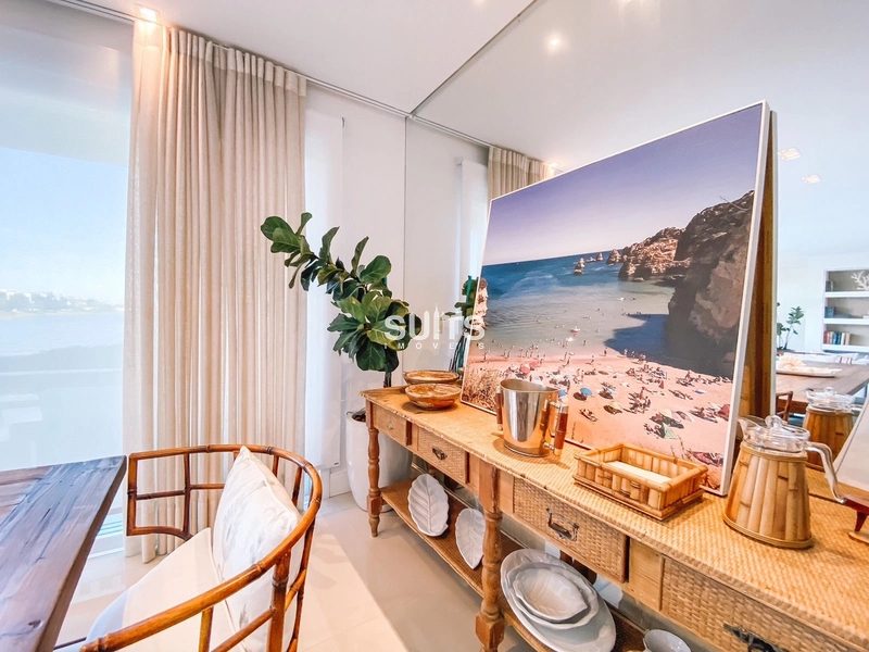 Belíssimo sobrado beira lago à venda no condomínio Enseada: 65ª foto da galeria de imagens do imóvel