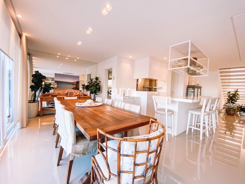 Belíssimo sobrado beira lago à venda no condomínio Enseada: 17ª foto da galeria de imagens do imóvel