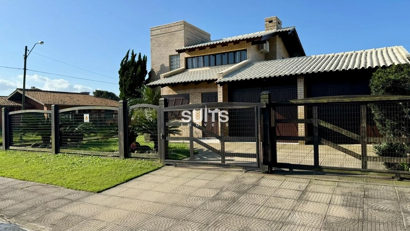 Lindo sobrado à 03 quadras do mar à venda na praia de Remanso: 1ª foto da galeria de imagens do imóvel