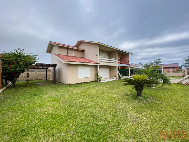 Sobrado à 01 quadra do mar na praia do Arpoador em Xangri-Lá: 2ª foto da galeria de imagens do imóvel