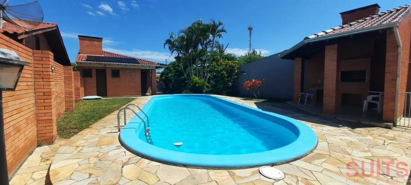 Sobrado com 02 terrenos na praia de Rainha do mar: 3ª foto da galeria de imagens do imóvel