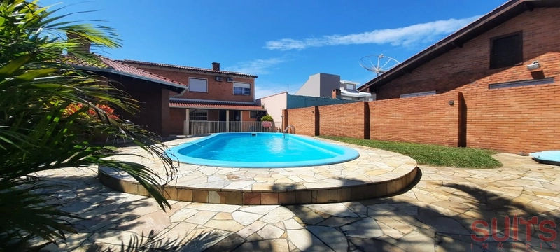 Sobrado com 02 terrenos na praia de Rainha do mar: 4ª foto da galeria de imagens do imóvel