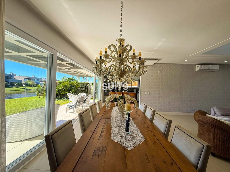 Magnífico sobrado beira lago no condomínio Villaggio: 9ª foto da galeria de imagens do imóvel