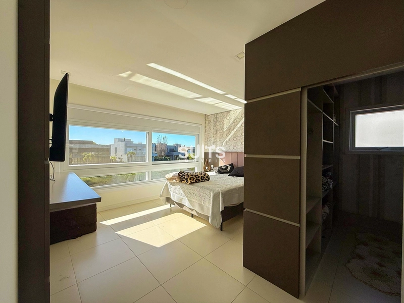 Magnífico sobrado beira lago no condomínio Villaggio: 34ª foto da galeria de imagens do imóvel