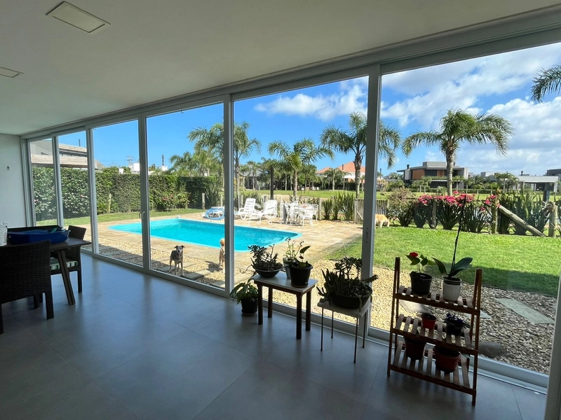 Oportunidade beira lago no condomínio Quintas do Lago!: 7ª foto da galeria de imagens do imóvel