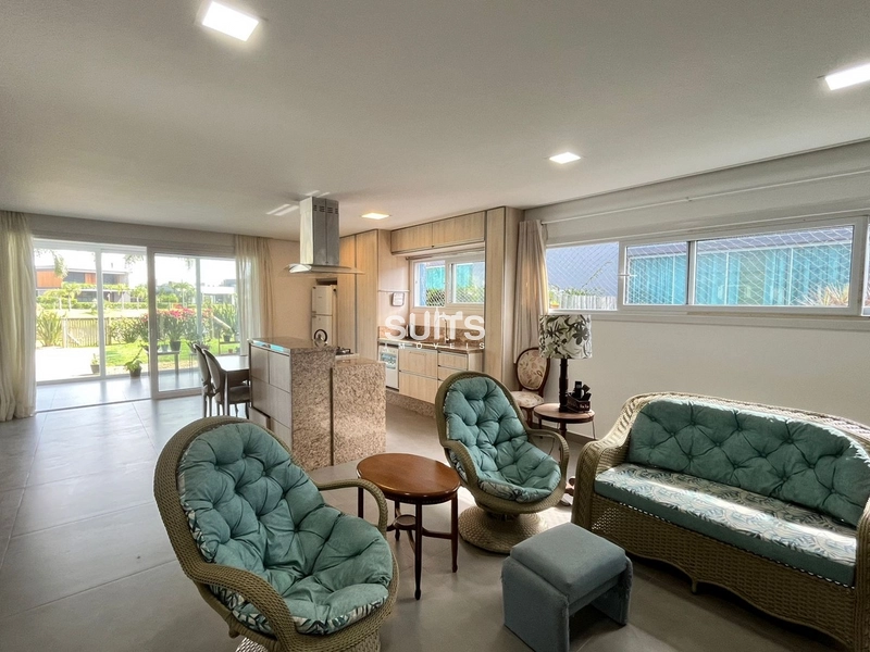 Oportunidade beira lago no condomínio Quintas do Lago!: 32ª foto da galeria de imagens do imóvel